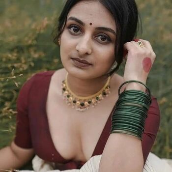 Full leaked Esther anil private onlyfans photo