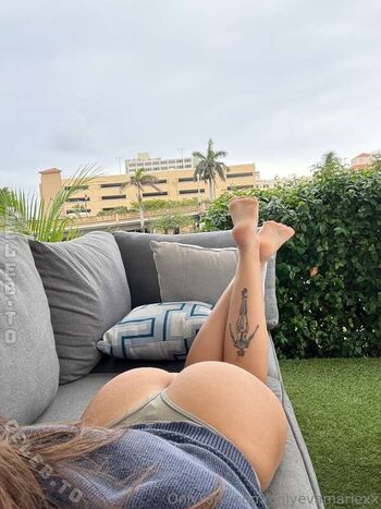 Full leaked Evamariee private onlyfans photo