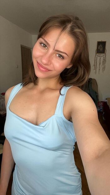 Full leaked Evermoist private onlyfans photo