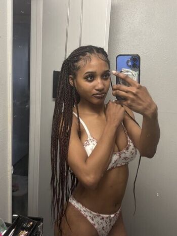 Full leaked Fairrfarrenn private onlyfans photo