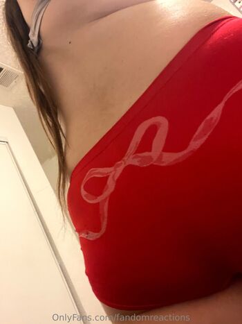 Full leaked Fandomreactions private onlyfans photo