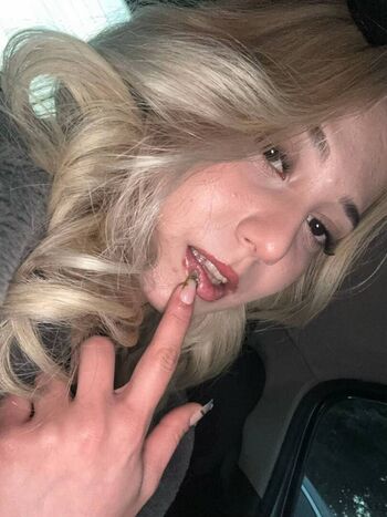 Full leaked Fatmabykkrgl private onlyfans photo