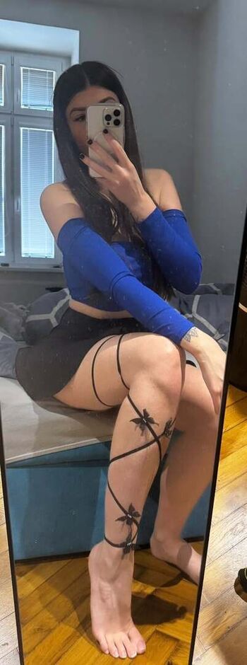 Full leaked Feetbycheeky private onlyfans photo