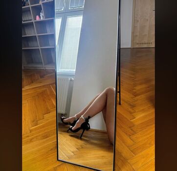 Full leaked Feetbycheeky private onlyfans photo