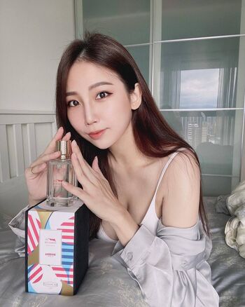 Full leaked Feifeihsieh page private onlyfans photo