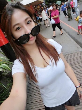 Full leaked Feifeihsieh page private onlyfans photo