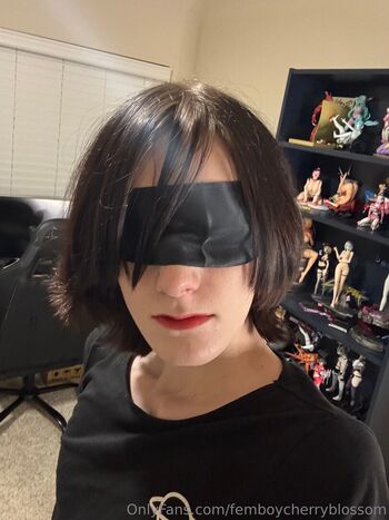 femboycherryblossom