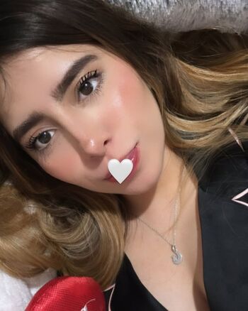 Full leaked Fernandavaal private onlyfans photo