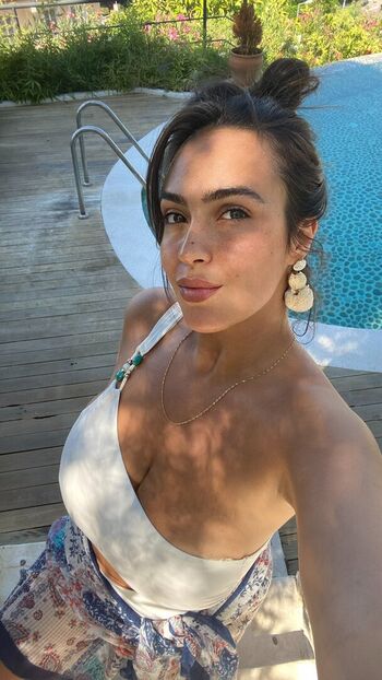 Full leaked Feyzakball private onlyfans photo