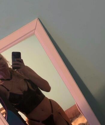 Full leaked Fg ems private onlyfans photo