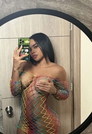 Full leaked British blonde/ private onlyfans photo