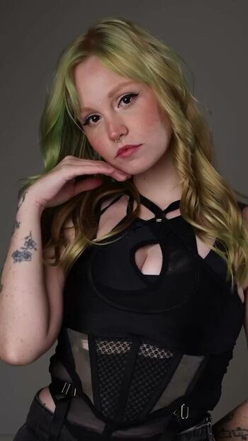 Full leaked Flavia sayuri private onlyfans photo