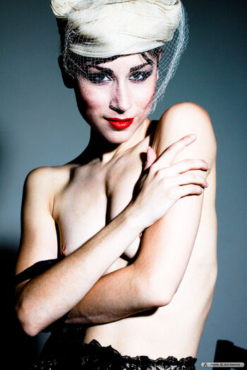 Full leaked Floofie page private onlyfans photo