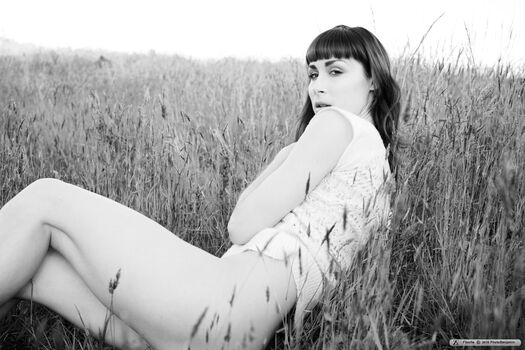 Full leaked Floofie private onlyfans photo