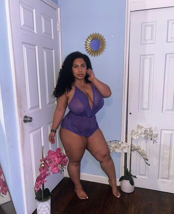 Full leaked Forevercurlybri private onlyfans photo