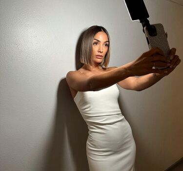 Full leaked Frankiebridge private onlyfans photo