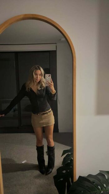 Freya Mckenzie-mcharg