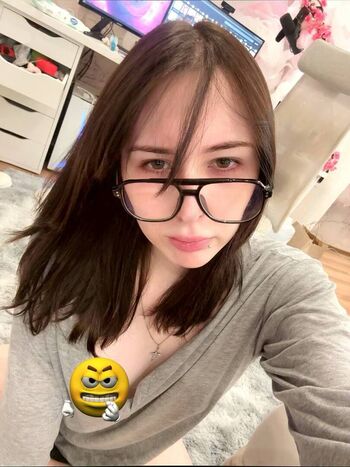 Full leaked Fumimochi private onlyfans photo