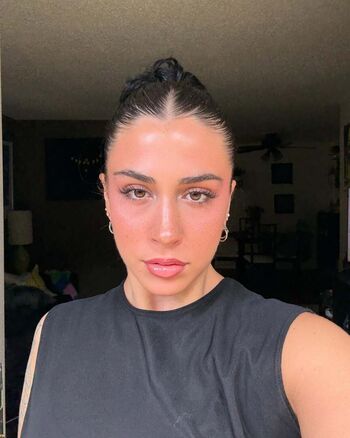 Gabriella Tzantarmis