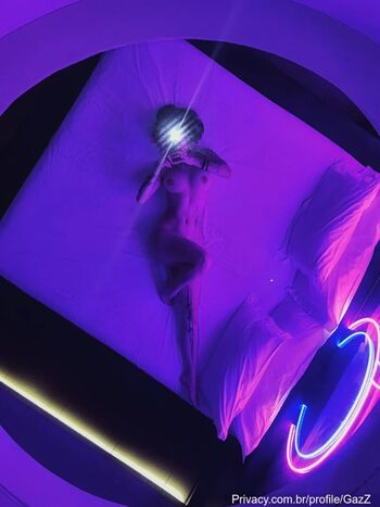 Full leaked Wonders kat/ private onlyfans photo