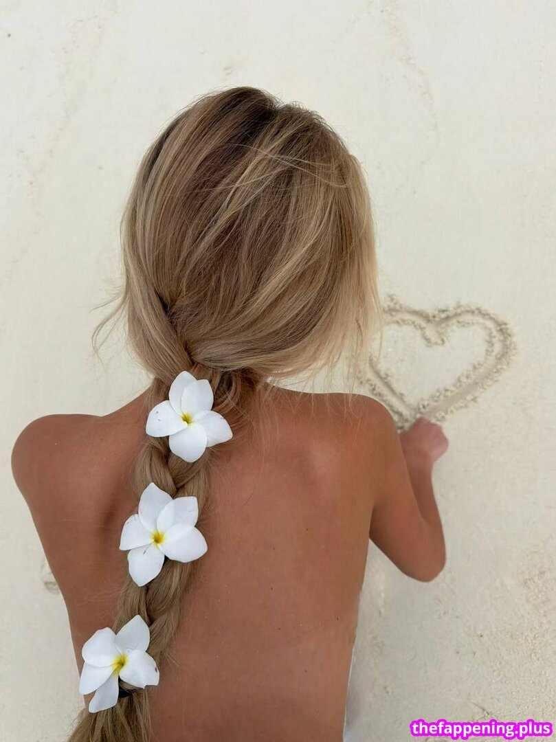 Elizaveta Stefanovna / Genlistef / jenandfreddie Foto OnlyFans Nua #36