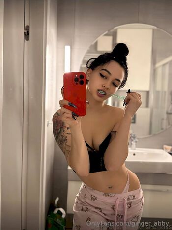 ginger_abby