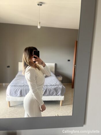 Full leaked Giulie tte page private onlyfans photo