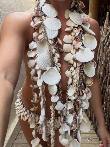 Full leaked Sleeping wife/ private onlyfans photo