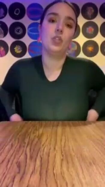 Gostosas Com Peitos Caidos