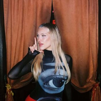 Full leaked Grace vanderwaal private onlyfans photo