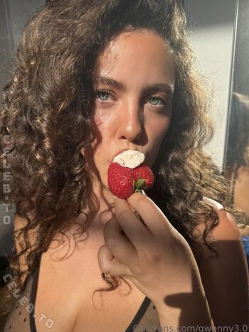 Full leaked Gwen fogel page private onlyfans photo