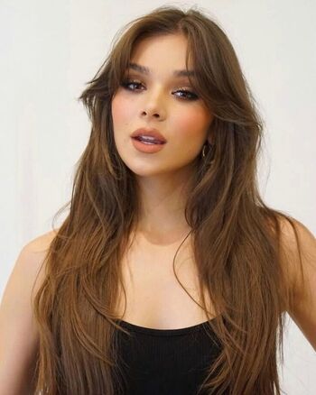 Hailee Steinfeld