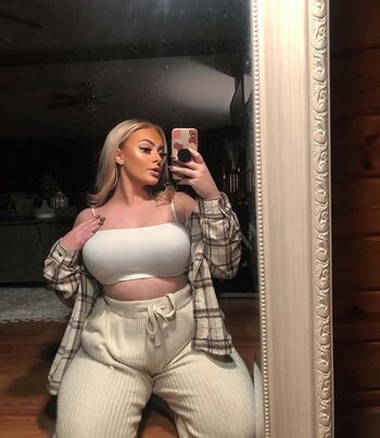 Full leaked Hailey brown private onlyfans photo