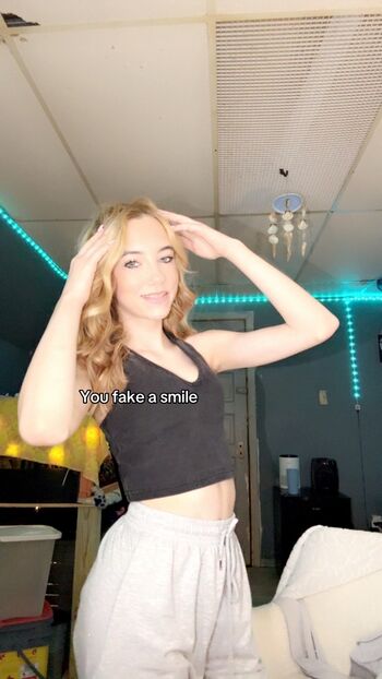 Full leaked Hailey dewiel private onlyfans photo