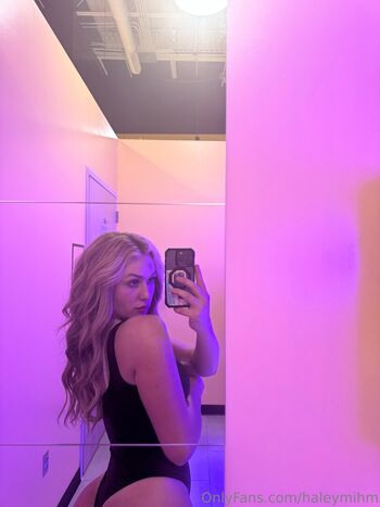 Full leaked Haleymihm  page private onlyfans photo