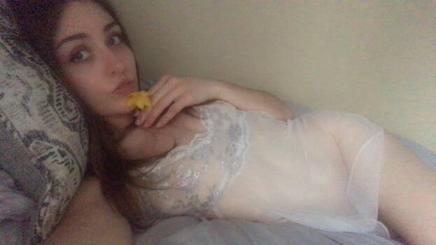 Full leaked Happysadflower page private onlyfans photo