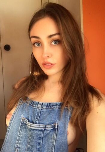 Full leaked Happysadflower private onlyfans photo