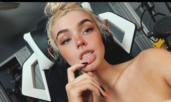 Full leaked Haymartinn private onlyfans photo