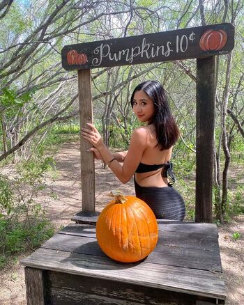 Full leaked Heily page private onlyfans photo