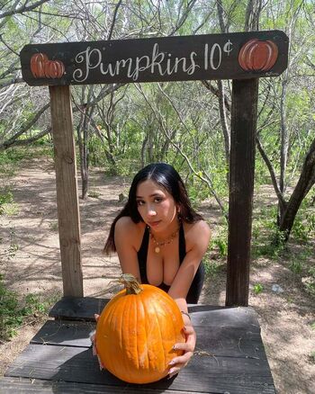 Full leaked Heily page private onlyfans photo