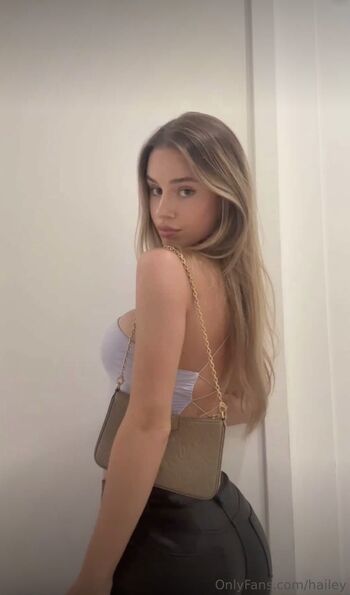 Full leaked Hiley grce private onlyfans photo