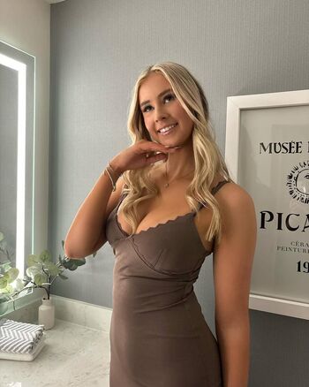 Full leaked Holly griffith private onlyfans photo