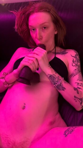 Full leaked Honey bubbless private onlyfans photo