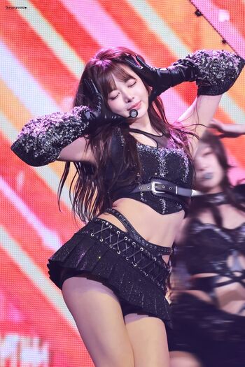 Hong Eunchae 홍은채