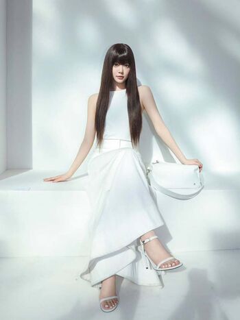 Hong Eunchae 홍은채