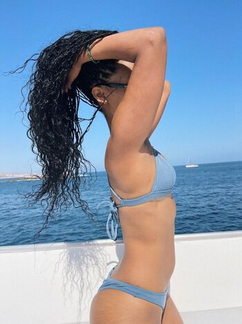 Full leaked Honnete bas private onlyfans photo