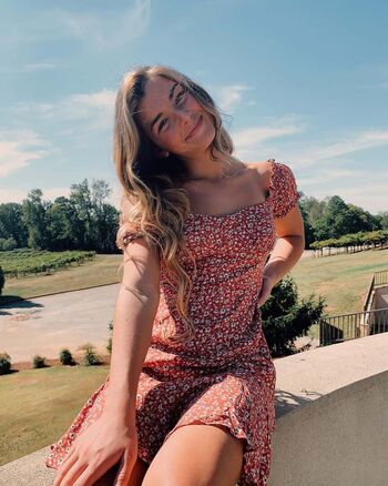 Full leaked Hopie schlenker page private onlyfans photo