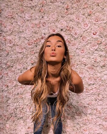 Full leaked Hopie schlenker page private onlyfans photo