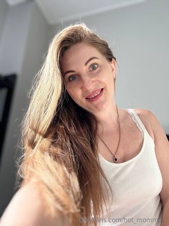 hot_mommy_i