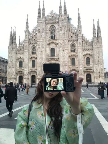 Full leaked Huh yunjin page private onlyfans photo